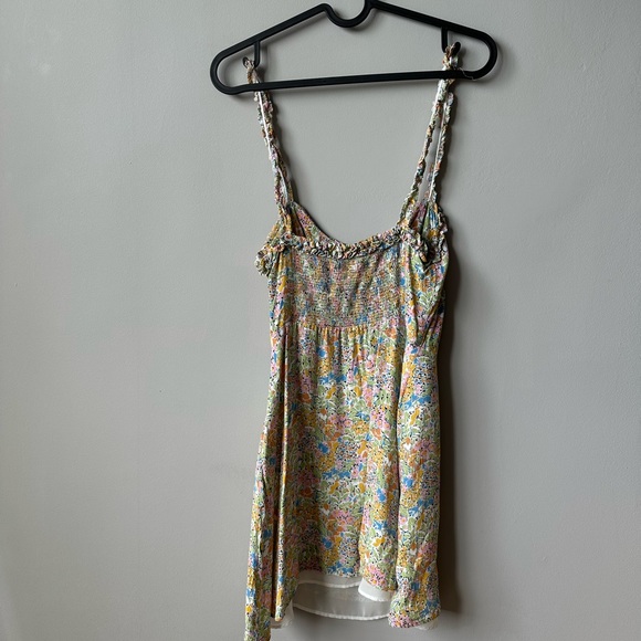 Zara Dress 💚 - Picture 5 of 5